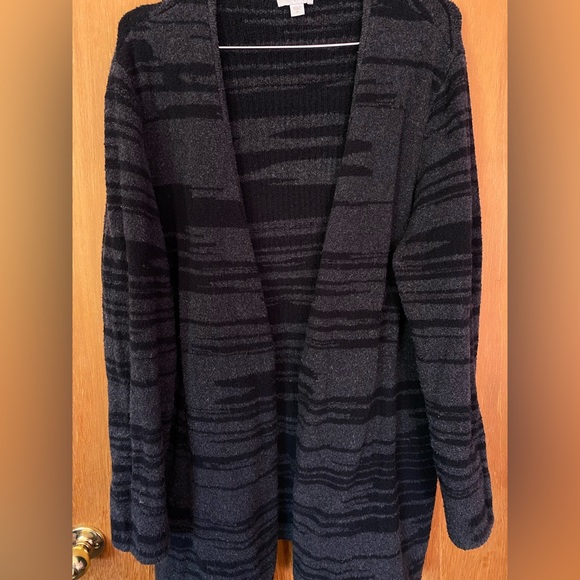 J.Jill Pure Jill Super Soft Hip Length Cardigan Aztec Pattern - Picture 3 of 3